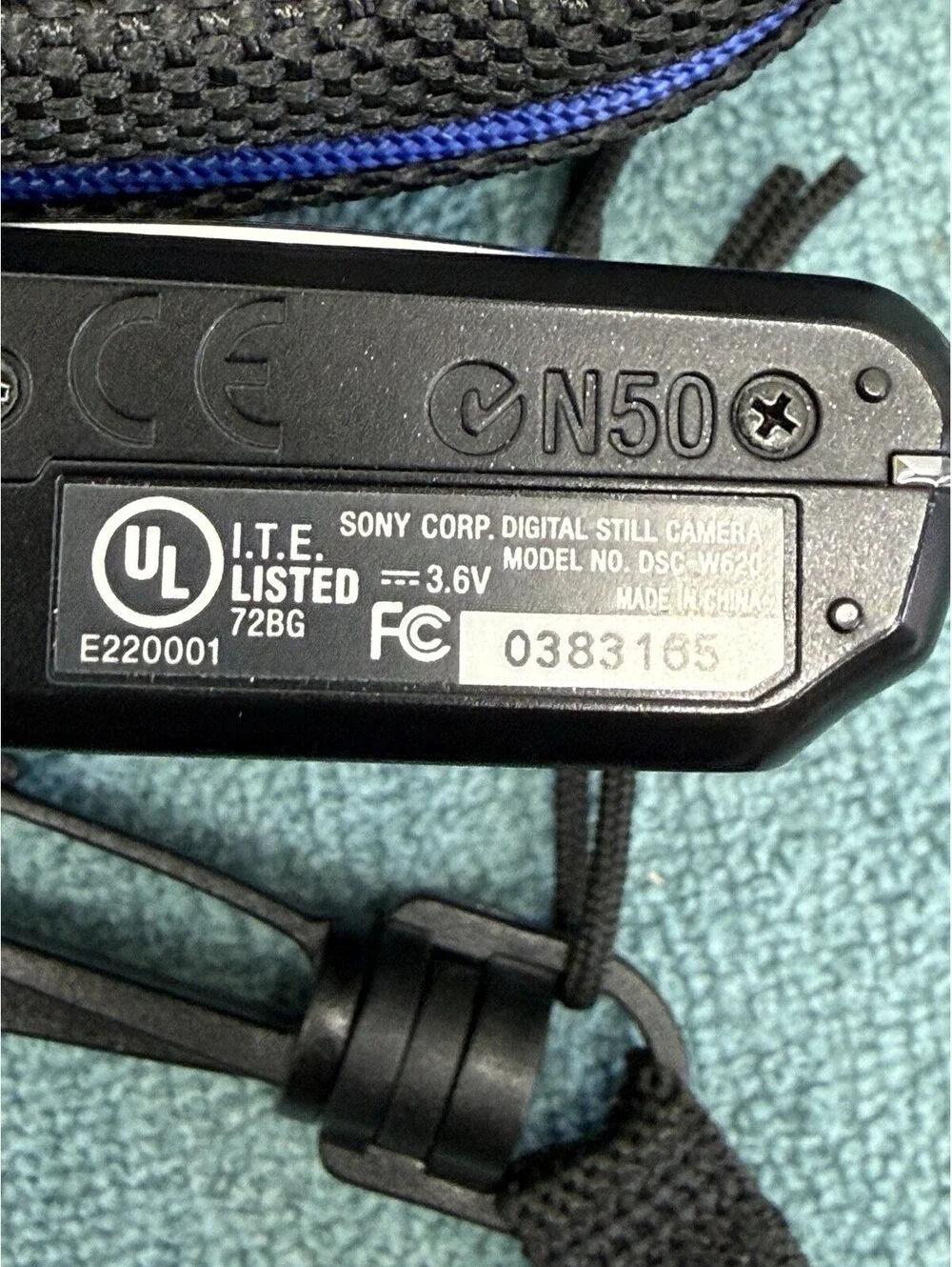 Sony Cybershot DSC-W620 Digital Compact Camera Working w/ 5x Optical Zoom Lens